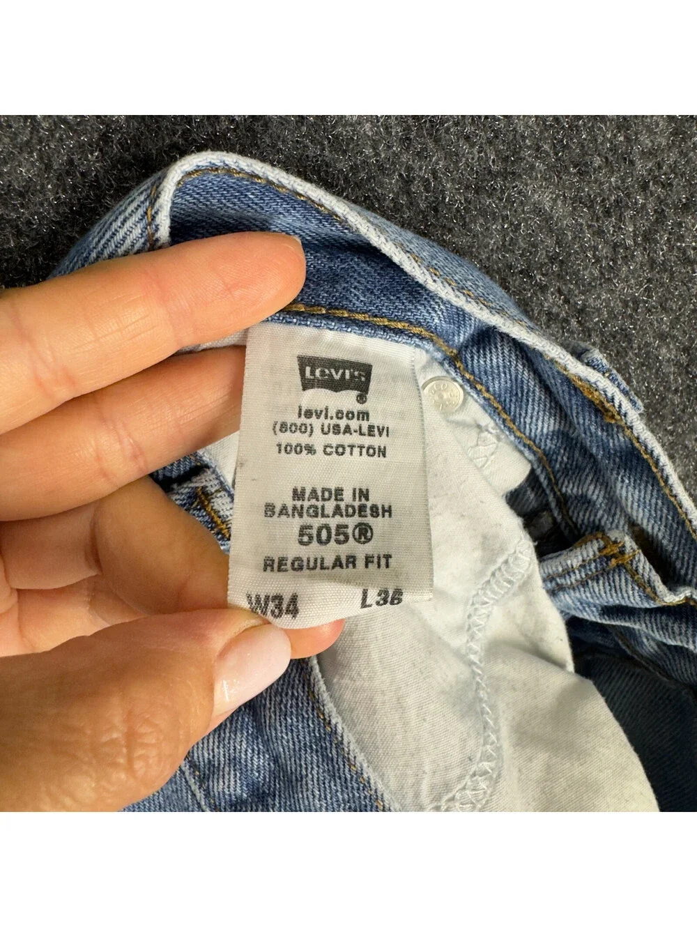 Levi's Jeans Men 34*36 Blue Denim Light Wash Mid Rise 505 Regular Straight
